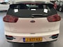 Kia Niro DynamicLine 64 kWh FABRIEKSGARANTIE T/M 08-2027 of 150.000km, €2.000,- Subsidie mogelijk, Trekhaak,Stoelverwarming