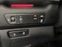 Kia Niro DynamicLine 64 kWh FABRIEKSGARANTIE T/M 08-2027 of 150.000km, €2.000,- Subsidie mogelijk, Trekhaak,Stoelverwarming