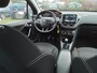 Peugeot 208 1.2 PureTech Blue Lion zeer lux.s nav radio cd airco