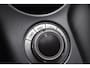 Mitsubishi Outlander OUTLANDER 2.2 Di 4WD GEEL KENTEKEN Leder, navi, camera, trekhaak
