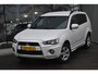 Mitsubishi Outlander OUTLANDER 2.2 Di 4WD GEEL KENTEKEN Leder, navi, camera, trekhaak