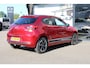 Mazda 2 1.5 e-SkyActiv-G 90 Homura Aka , Demovoordeel € 5.790,-, Apple Carplay, LMV 16 Inch, Zwart Dak, Camera, PDC, Clima, Cruise, Stuur/Stoelverwarming, BSM, LKA