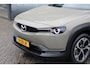 Mazda MX-30 e-SkyActiv R-EV 170 Makoto , Demovoordeel € 16.800,-, Automaat, Premium Pack, Navi, Adap.Cruise, Bose, Clima, Apple Carplay, 360 Camera, PDC, HUD, Stoelverwarming, 18" LMV