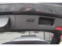 Porsche Macan 2.0 Panoramadak/Adaptive cruise control/Lederen bekleding/Elektr. verstelbare stoelen met geheugen/Navigatie/Achteruitrijcamera/Voor- en achterstoelen verwarmd/Elek. achterklep/Parkeersensoren/Privacy glas/20 inch