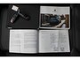 Porsche Macan 2.0 Panoramadak/Adaptive cruise control/Lederen bekleding/Elektr. verstelbare stoelen met geheugen/Navigatie/Achteruitrijcamera/Voor- en achterstoelen verwarmd/Elek. achterklep/Parkeersensoren/Privacy glas/20 inch
