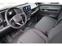Volkswagen ID. Buzz Cargo 77 kWh 204PK / 150kW, Draadloos Apple Carplay / Android Auto, wegklapbare trekhaak, stoelverwarming, alarm klasse III, adaptieve cruise control (acc) met stop & go, dimmende binnenspiegel, zijwand bekleding, regensensor, verwarmbare voorruit, parkeersensoren voor en achter (pdc), DAB+, front assist, stoelverwarming, elektrisch verstel- en verwarmbare buitenspiegels