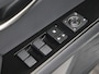 Lexus UX 250h Business Line | Apple Carplay & Android Auto | Parkeersensoren | 18" LM Velgen |