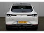 Ford Mustang Mach-E 75kWh/269pk AWD Premium AUTOMAAT volledig ELEKTRISCH ! Fabrieksgarantie t/m 01-03-2027 ! Vierwielaandr., stoel-, stuur- en voorraamverwarming, technologie pakket II, panoramadak, navigatie, telefoonvoorb., winterpakket, parelmoer wit metallic, etc etc
