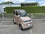 Motion Mirage 100% elektrisch Lithium accu's 70km bereik De luxe met camera, CPV en opendakje, kleur grijs v/a 16 jaar al 45km  rijbewijs vrij!  Dealer van de Mirage Nieuwe Auto  2 JAAR GARANTIE!