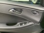 Mercedes-Benz CLS 350 CGI Prestige Plus Bi-Xenon/Lederen bekleding en Stuur/Elektrisch verstelbare Verwarmde voorstoelen/Automatisch airco/19 Inch Licht metaal/Cruise controle/Parkeersensoren voor+Achter Zeer mooie auto