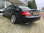 Mercedes-Benz CLS 350 CGI Prestige Plus Bi-Xenon/Lederen bekleding en Stuur/Elektrisch verstelbare Verwarmde voorstoelen/Automatisch airco/19 Inch Licht metaal/Cruise controle/Parkeersensoren voor+Achter Zeer mooie auto