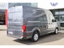 Volkswagen Crafter 35 2.0 TDI L3H3 Exclusive 177PK / 130kW DSG, 3.5 ton, Executive plus pakket, verwarmbare voorstoelen, full map navigatie, bijrijdersbank, adaptieve cruise control (acc), verwarmbare voorruit, automatische airconditioning, achteruitrijcamera (rear view), DAB+, Apple Carplay / Android Auto, front assist, lane assist, elektrisch verstel- en verwarmbare buitenspiegels, BPMvrij