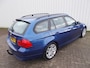 BMW 3-Serie Touring 318i Executive ( APK KEURING BIJ AFLEVERING! )