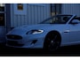 Jaguar XKR 5.0 V8 510PK S/C Convertible*Perfect onderh.*Facelift*Bowers&Wilkins/Stoelverw./Stuurverw./Stoelkoeling/Alcantara Stuur/Camera/Windscherm/Bi-Xenon/Keyless Entry+Go/Memorie/Parkeersens.V+A/20inch LM/VOL*