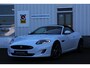 Jaguar XKR 5.0 V8 510PK S/C Convertible*Perfect onderh.*Facelift*Bowers&Wilkins/Stoelverw./Stuurverw./Stoelkoeling/Alcantara Stuur/Camera/Windscherm/Bi-Xenon/Keyless Entry+Go/Memorie/Parkeersens.V+A/20inch LM/VOL*