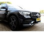 Mercedes-Benz GLC 300e 320PK PHEV Plug in 4MATIC AMG*1ste Eig*BTW*Perfect Onderh.*Night pakket/Digi. Klokken/Sfeerverl./Diamond Grille/Stoelverw./Dodehoek/Rijstrook/Elek. Klep/Navi/LED/Apple Carplay-android/Camera/Parkeersens.V+A/19 inch*