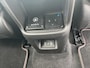 Hyundai Kona Electric Comfort Smart 65.4 kWh | Rijklaarprijs dus GEEN afleverkosten! | Warmtepomp | 19'' Wielen | Stoelverwarming | Snelladen | Navigatie |