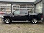 Dodge Ram 1500 5.7 V8 4x4 Crew Cab 5'7 Lpg en benzine Airco Cruise Controle Stoelverwarming Stuurverwarming Lederbekleding Stuurwielbedingen Telefoon verbinding Chromen accenten Elec zonnedak Hardtop deksel Pick-up Open laadbak La