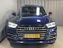 Audi Q5 55 TFSI e S edition 19"/Panoramadak/Dodehoek/Adaptieve cruise/Camera/Elektrische klep/Stoel + voorruitverwarming/Isolerend glas
