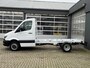 Mercedes-Benz Sprinter 516 2.2 CDI 366 Chassis cabine Airco Cruise control 2-persoons Telefoonverbinding Navigatiesysteem Open laadbak Pick-up p-up Bakwagen 1e eigenaar Euro 6
