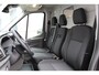 Ford Transit 350 2.0 TDCI L3H2 Trend 130pk Trend. Net ingereden, uit voorraad leverbaar ! Volautm. airco, metallic lak, lane- en side assist, adaptive cruise cntrl, navigatie by Apple carplay/Android auto cntrl, bijrijdersbank, USB aansluiting etc.