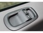 Ford Transit 350 2.0-130pk TDCI L3H2 Trend. Net ingereden, uit voorraad leverbaar ! Volautm. airco, metallic lak, lane- en side assist, adaptive cruise, navigatie by Apple carplay/Android auto cntrl, bijrijdersbank, USB aansluiting etc.