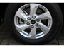 Ford Transit Custom 320 2.0-136pk TDCI L2H1 Limited. NIEUW MODEL ! Overtuig u van de rijkwaliteiten van dit nieuwe model Ford Transit Custom ! Volautm. airco, metallic lak, LM wielen, 3-zits, stoel-, spiegel- en voorraamverw., navigatie, telefoonvoorb., Apple Carplay/Android auto etc.