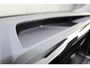 Ford Transit Custom 320 2.0-136pk TDCI L2H1 Limited. NIEUW MODEL ! Overtuig u van de rijkwaliteiten van dit nieuwe model Ford Transit Custom ! Volautm. airco, metallic lak, LM wielen, 3-zits, stoel-, spiegel- en voorraamverw., navigatie, telefoonvoorb., Apple Carplay/Android auto etc.