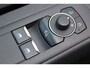 Ford Transit Custom 320 2.0-136pk TDCI L2H1 Limited. NIEUW MODEL ! Overtuig u van de rijkwaliteiten van dit nieuwe model Ford Transit Custom ! Volautm. airco, metallic lak, LM wielen, 3-zits, stoel-, spiegel- en voorraamverw., navigatie, telefoonvoorb., Apple Carplay/Android auto etc.