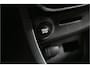 Renault Clio 0.9 TCe Limited Trekhaak - Navi-  Park. sensoren -  Cruise - Keyless entry