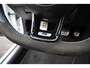 Volkswagen Golf 2.0 TSI R 4Motion - Pano|ACC|Lane assist|Camera|Navi|Sportstuur|Keyless|19"
