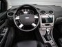 Ford Focus Coupé-Cabriolet 1.6 Titanium | Clima | Cruise | Navi | Leer | Pdc | Lichtmetaal |