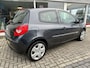Renault Clio 1.4-16V LEES TEKST.