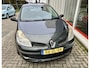 Renault Clio 1.4-16V LEES TEKST.