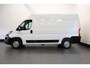 Peugeot Boxer 2.2 BlueHDi L2H2 140PK - EURO 6 - Airco - Navi - Cruise - Camera - € 14.900,- Excl.