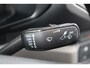 Volkswagen Crafter 35 2.0 TDI L3H3 Highline 140PK / 103kW, NL auto 1e eigenaar nieuw door ons geleverd en onderhouden, Full LED, navigatie, 3 zits, park assist, achteruitrijcamera, multifunctioneel stuurwiel, airco, voorruit verwarming, vloer, zijwand bekleding