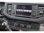 Volkswagen Crafter 35 2.0 TDI L3H3 Highline 140PK / 103kW, NL auto 1e eigenaar nieuw door ons geleverd en onderhouden, Full LED, navigatie, 3 zits, park assist, achteruitrijcamera, multifunctioneel stuurwiel, airco, voorruit verwarming, vloer, zijwand bekleding