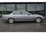 Jaguar XJ-6 2.7 D AUT Sovereign hagelschade