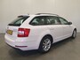 Skoda Octavia Combi 1.0 TSI Greentech Ambition Business PDC/CAMERA/NAVI/CLIMA/LMV