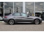 Alfa Romeo Giulia 2.0T Super | Veloce interieur | Stuur\stoel verwarming | Xenon | Regen\lichtsensor rijdende auto
