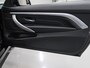 BMW 4-Serie Cabrio 430i High Executive Sport 252pk Zwart Leer Navigatie Bluetooth Nekverwarming Stoelverwarming Head-up display Sportvelgen Stuurverwarming Sportstoelen PDC Boekjes nette staat Airco-ecc