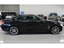 BMW 4-Serie Cabrio 430i High Executive Sport 252pk Zwart Leer Navigatie Bluetooth Nekverwarming Stoelverwarming Head-up display Sportvelgen Stuurverwarming Sportstoelen PDC Boekjes nette staat Airco-ecc