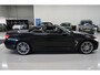 BMW 4-Serie Cabrio 430i High Executive Sport 252pk Zwart Leer Navigatie Bluetooth Nekverwarming Stoelverwarming Head-up display Sportvelgen Stuurverwarming Sportstoelen PDC Boekjes nette staat Airco-ecc