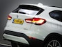 BMW X1 SDrive 18i High Executive Edition (HEAD-UP DISPLAY, TREKHAAK AFNEEMBAAR, NAVIGATIE PROFESSIONAL, STOELVERWARMING, AIRCO)