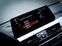 BMW X1 SDrive 18i High Executive Edition (HEAD-UP DISPLAY, TREKHAAK AFNEEMBAAR, NAVIGATIE PROFESSIONAL, STOELVERWARMING, AIRCO)