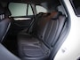 BMW X1 SDrive 18i High Executive Edition (HEAD-UP DISPLAY, TREKHAAK AFNEEMBAAR, NAVIGATIE PROFESSIONAL, STOELVERWARMING, AIRCO)