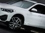 BMW X1 SDrive 18i High Executive Edition (HEAD-UP DISPLAY, TREKHAAK AFNEEMBAAR, NAVIGATIE PROFESSIONAL, STOELVERWARMING, AIRCO)