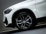 BMW X1 SDrive 18i High Executive Edition (HEAD-UP DISPLAY, TREKHAAK AFNEEMBAAR, NAVIGATIE PROFESSIONAL, STOELVERWARMING, AIRCO)
