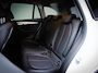 BMW X1 SDrive 18i High Executive Edition (HEAD-UP DISPLAY, TREKHAAK AFNEEMBAAR, NAVIGATIE PROFESSIONAL, STOELVERWARMING, AIRCO)