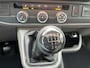 Volkswagen Transporter T6.1 Kombi 2.0 TDI L1H1-9-Persoons Incl. BTW Airco Cruise control Stoelverwarming PDC  Combi Personenbus Passenger Groepsvervoer Taxi